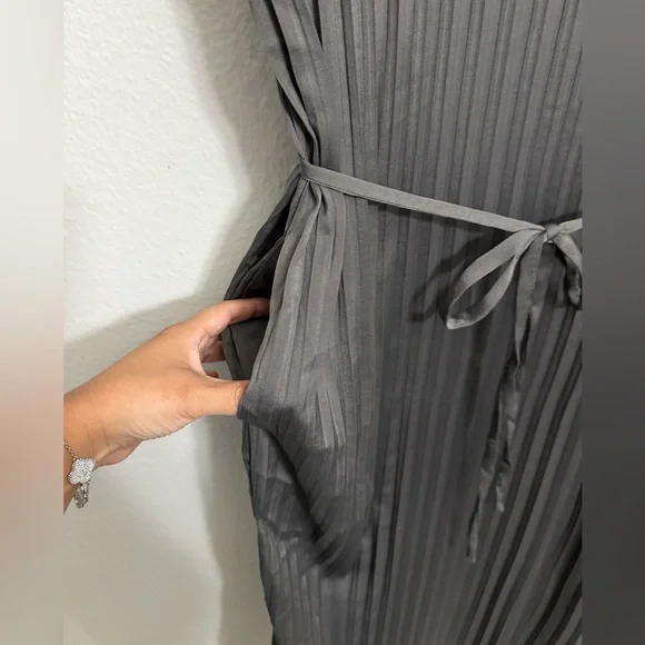 Grade & Gather Pleated Tie Dress - Picture 7 of 13